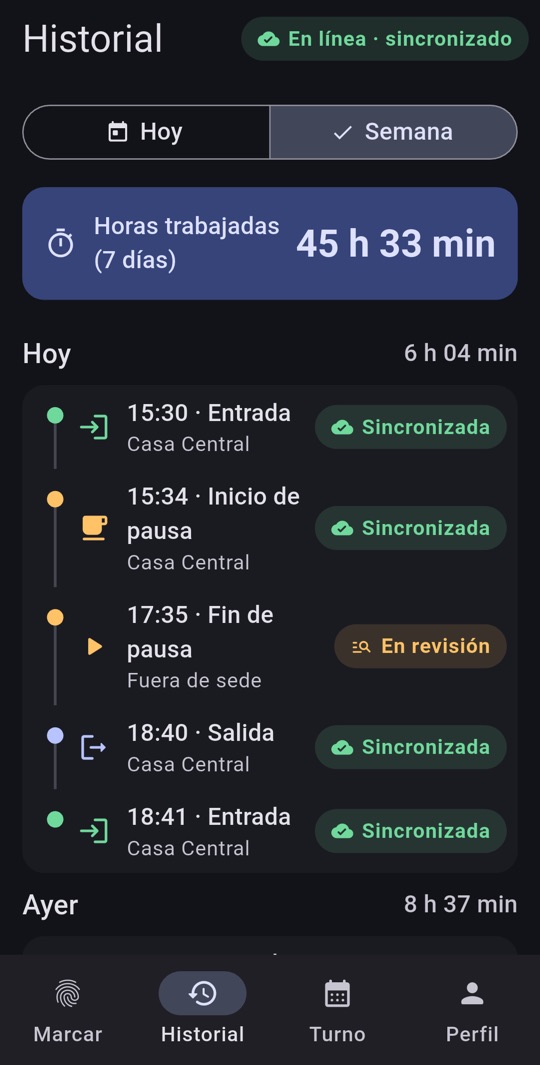 Historial semanal: 45 h 33 min trabajadas en 7 días y las marcaciones de hoy con su estado de sincronización
